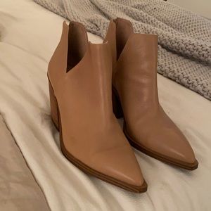 Vince Caputo Gigietta Booties